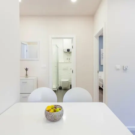 New Apartment Papillon Makarska Exterior photo