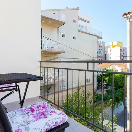 New Apartment Papillon Makarska Exterior photo
