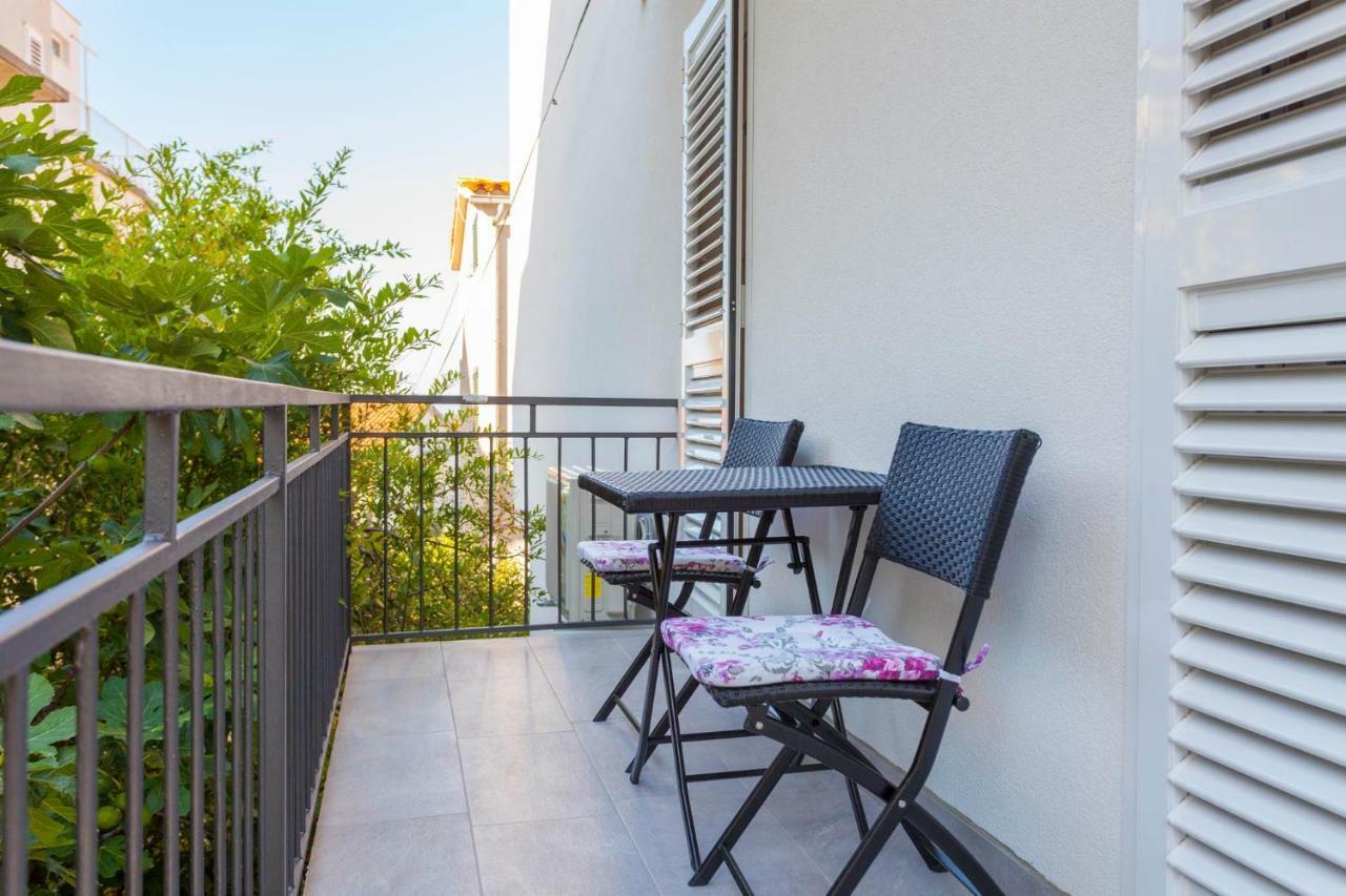 Apartment New Papillon Makarska