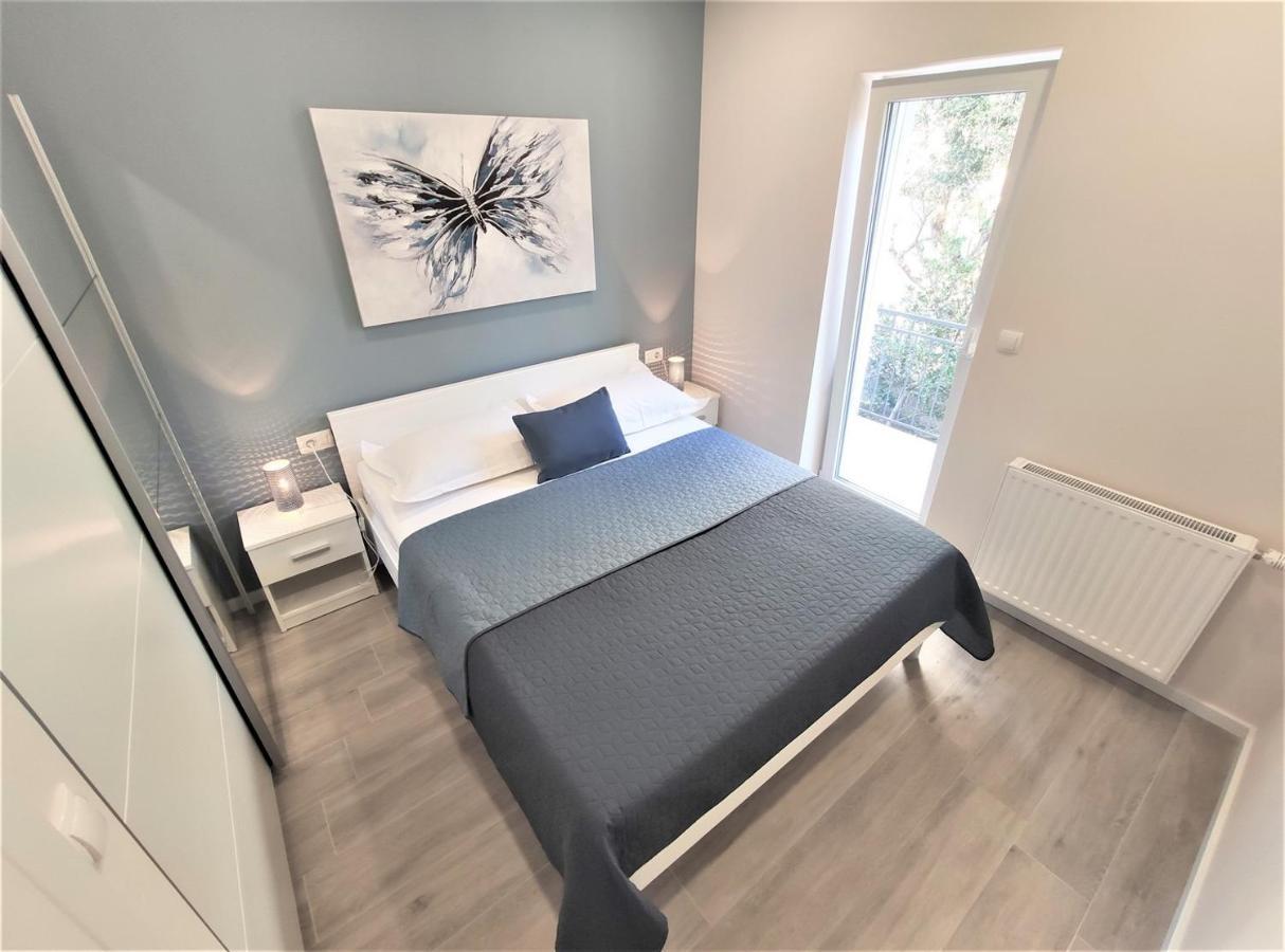 New Papillon Apartment *